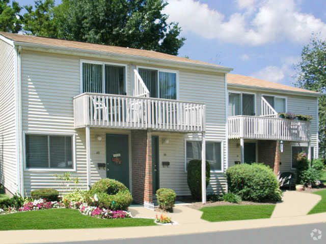 Aerial view of Cedar Village Apartments community