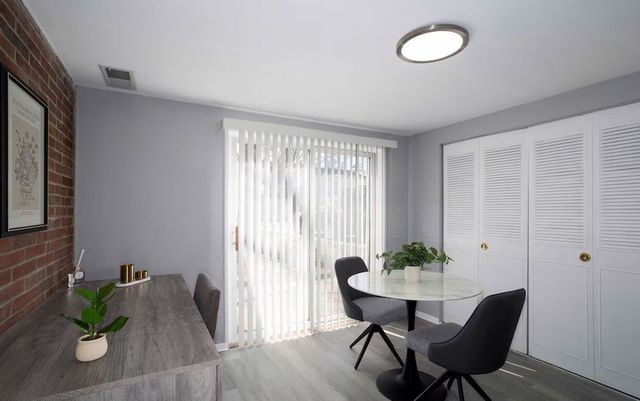 Cedar Village Apartments interior, photo 6